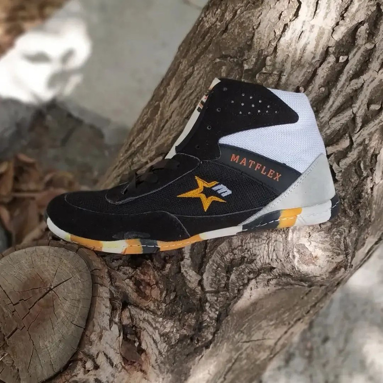 خرید آنلاین کفش کشتی