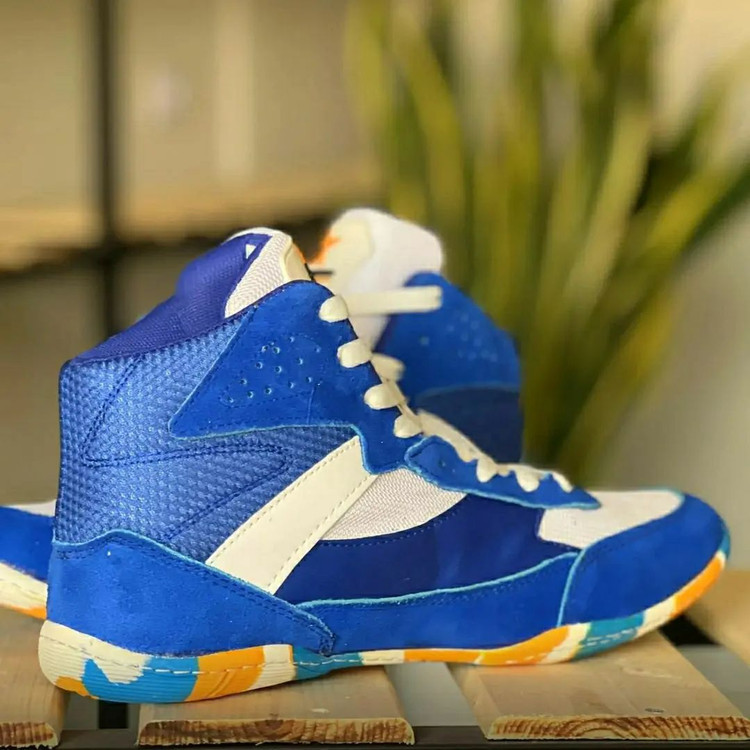 قیمت کفش کشتی سه ستاره دیجیکالا