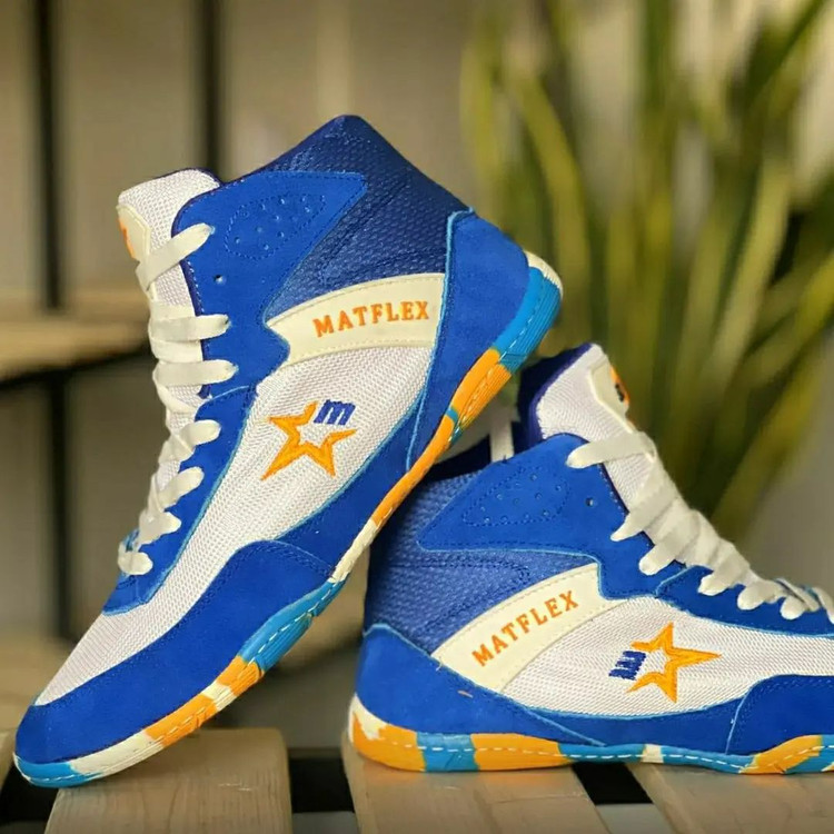 خرید کفش کشتی سه ستاره دیجیکالا