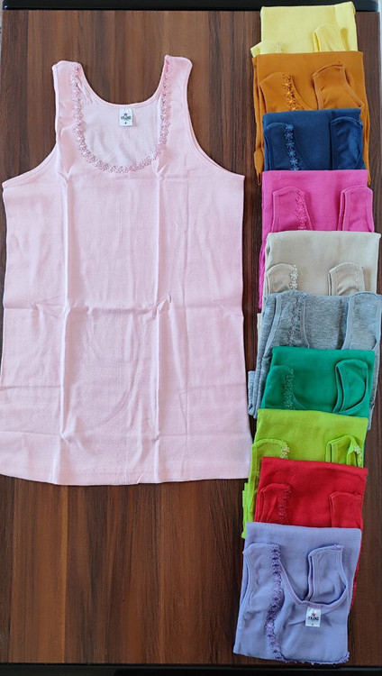 تاپ های زنانه یلدیز در رنگبندی